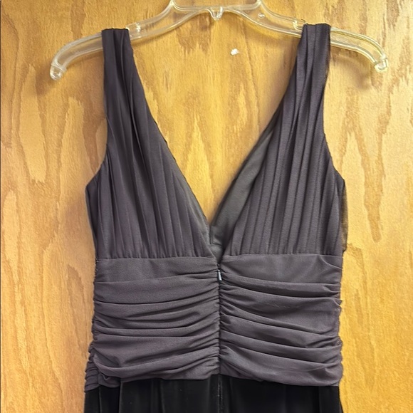 Elegant Chocolate Brown Evening Gown Velvet and beaded - Picture 3 of 7